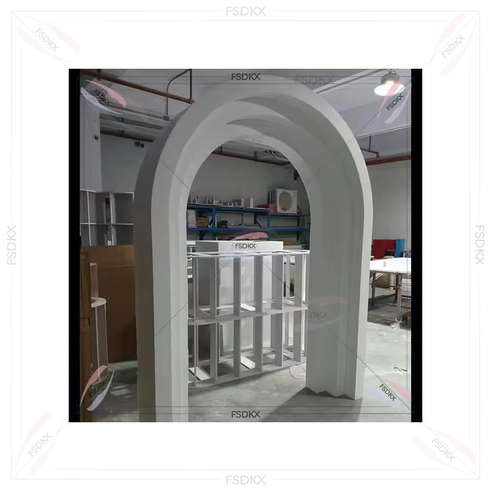 Backdrop de Casamento de Luxo  - Party Event Supplier avaliação e preço